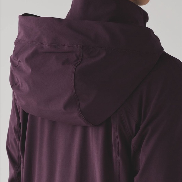 Lululemon Step To It Jacket - Hooded Rain Jacket - Picture 8 of 15